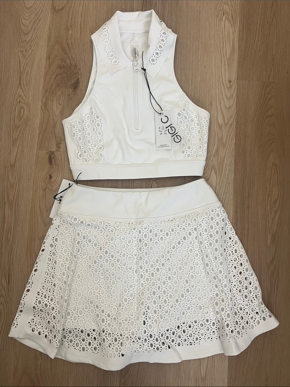 GIGI C White Eyelet Circle Skort and Crop Top Set NWT S - Picture 2 of 9